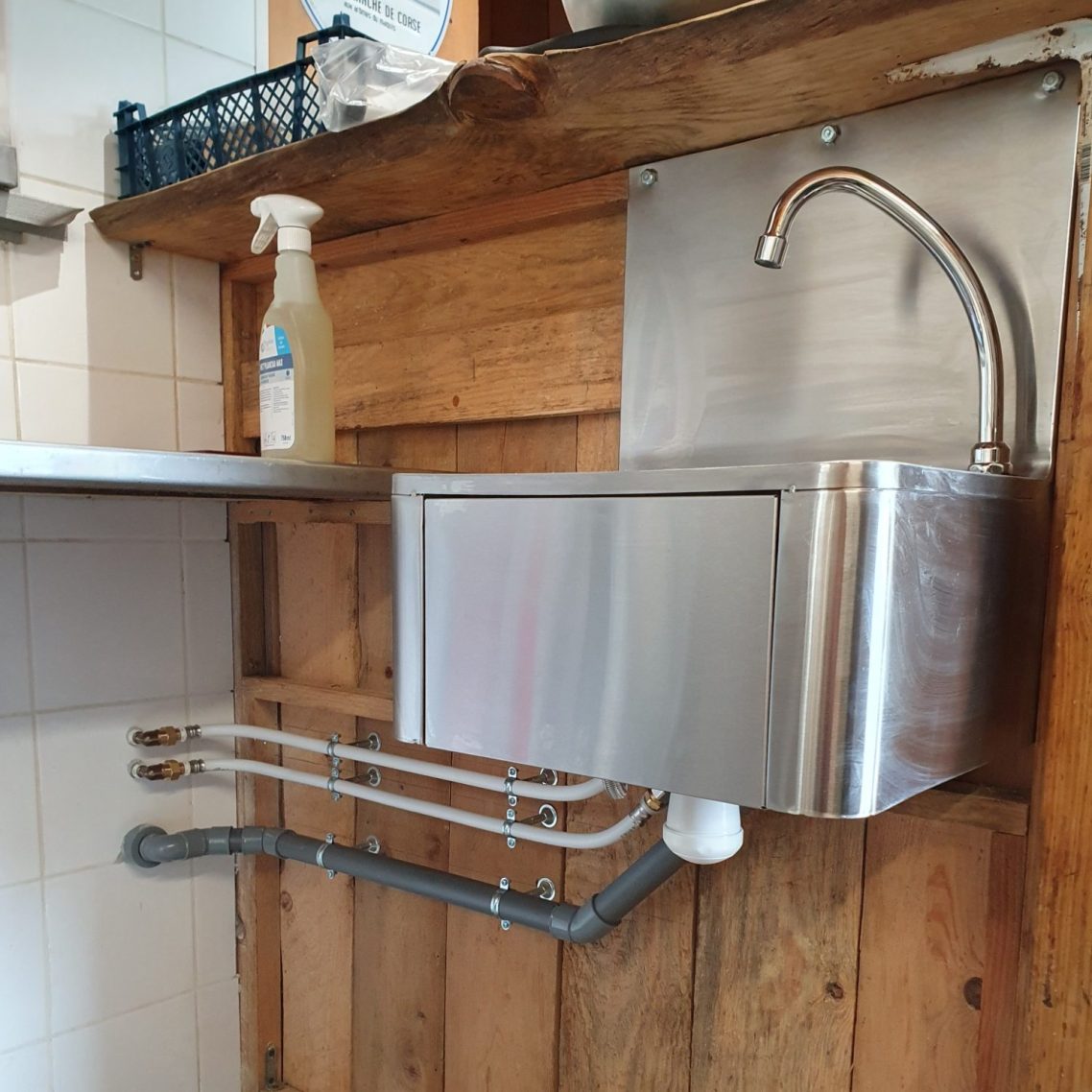 Création de lave-main professionnel à la paillotte de Fozzano