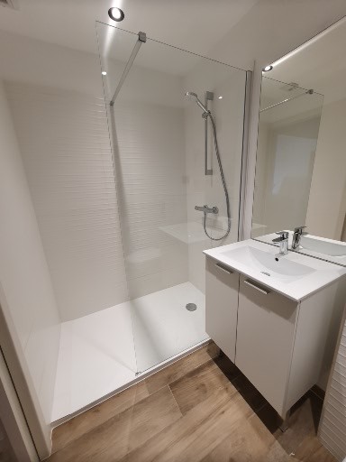 Remplacement douche Remplacement douche à l'italienne 80x80, contre une "style à l'italienne" 140x90